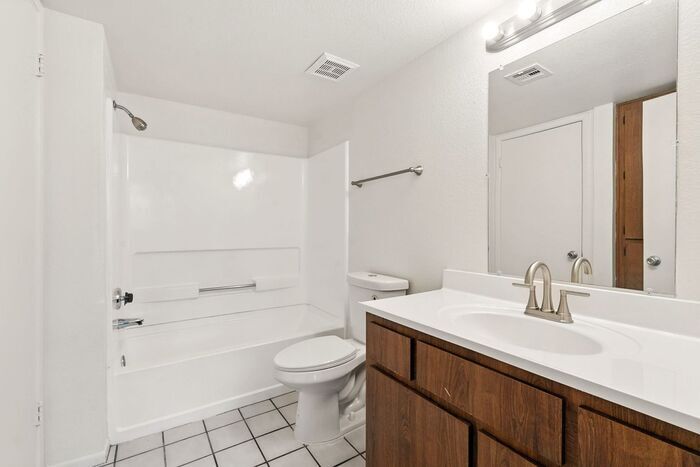 Building Photo - 1201 S McClintock Dr