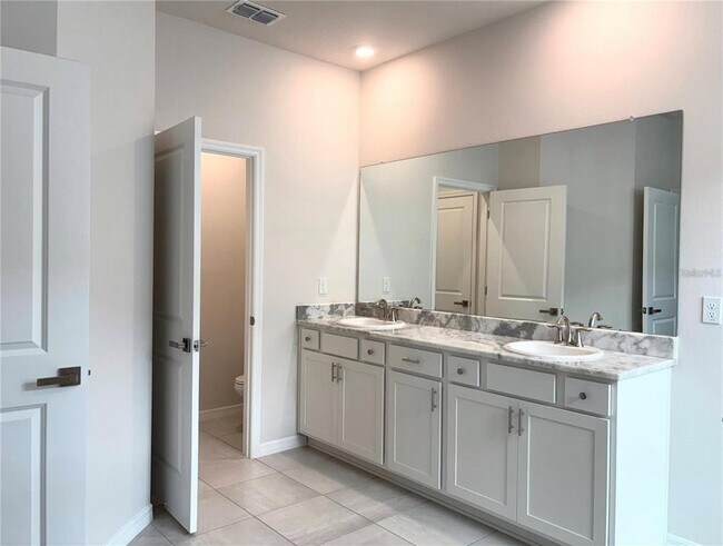 Building Photo - 18108 Fattoria Ter