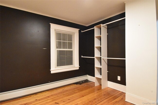 Building Photo - 28 Roosevelt Ave