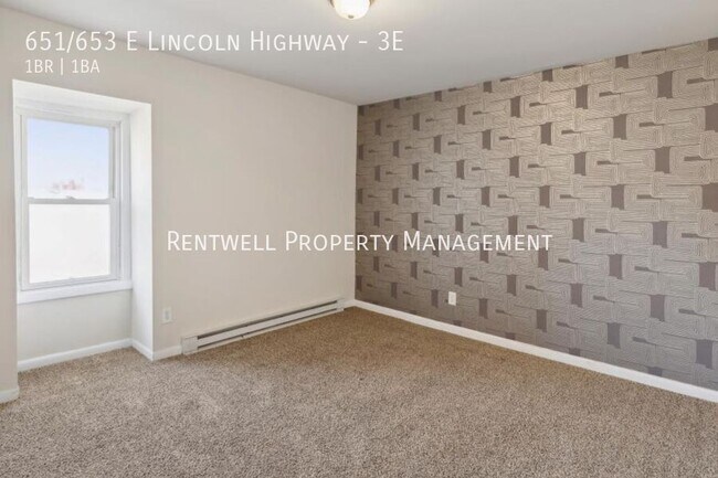 Building Photo - 651/653 E Lincoln Highway-3E