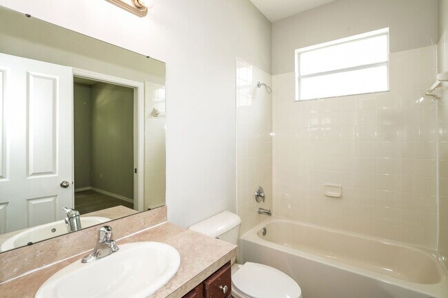 Building Photo - 31212 Anniston Dr