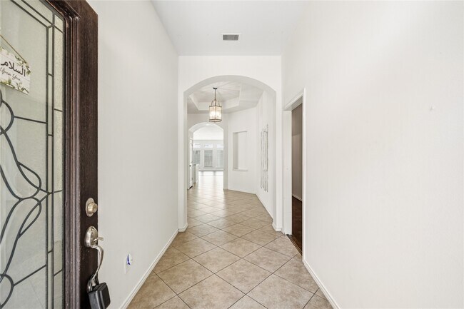 Building Photo - 3802 Windmill Links Dr