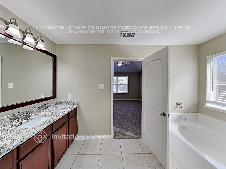 Building Photo - 13205 Stari Most Ln