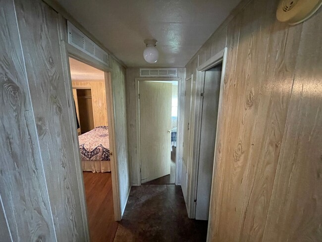 Building Photo - 2/2 in Harbour View Mobile Manor (40+)