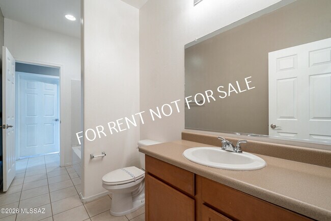 Building Photo - 7307 E Heartwood Dr