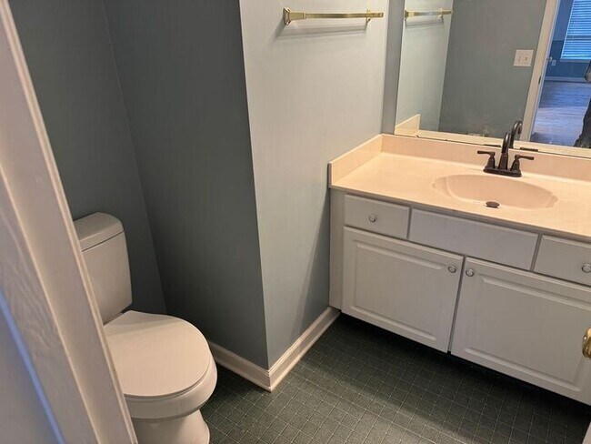 Building Photo - Northlake Mall Location!! Nice house with private backyard