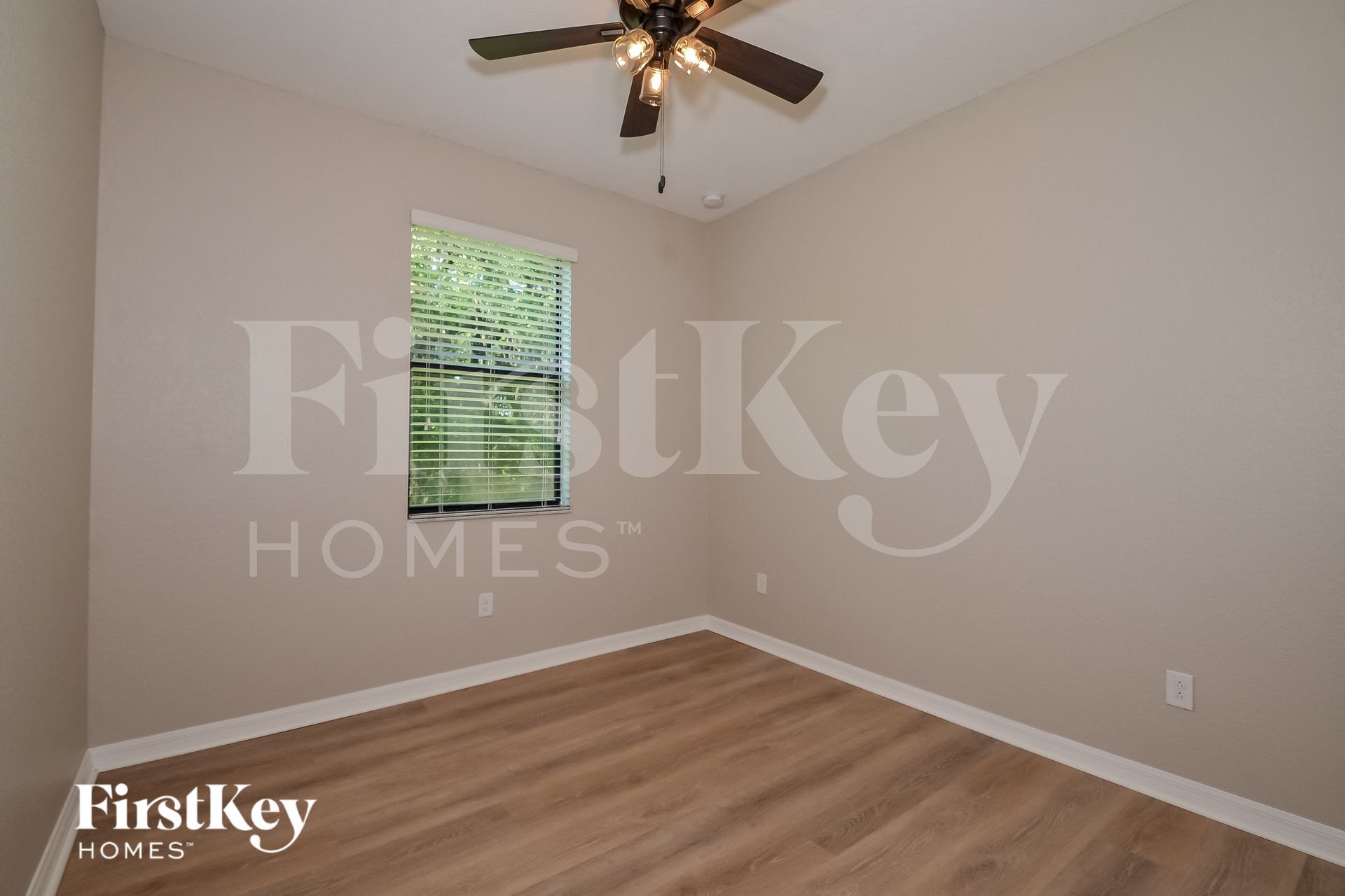 Building Photo - 11327 Sweetgrass Dr