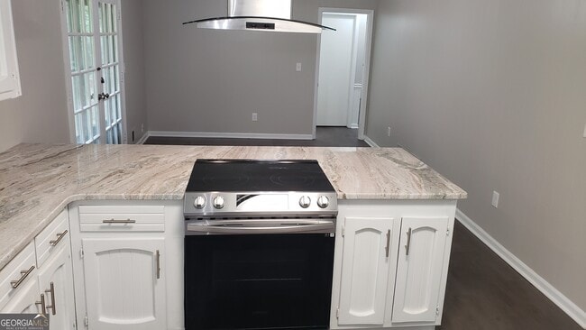 Building Photo - 4270 E Hamill Dr