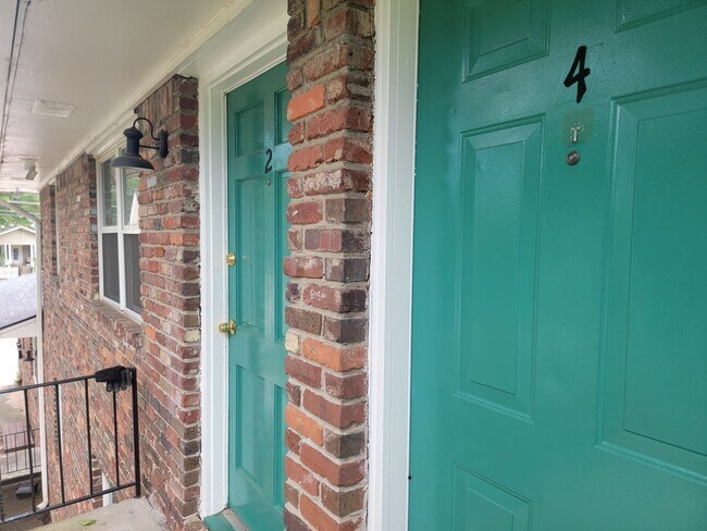 Building Photo - “From ‘just looking’ to ‘just moved in’ in...