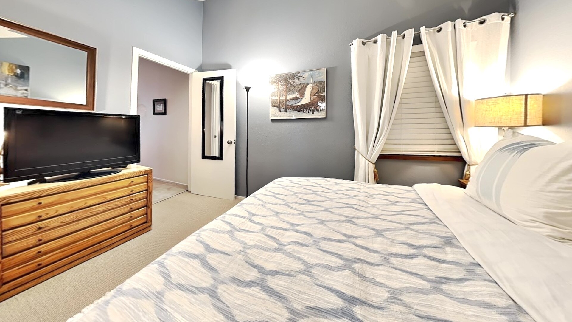 two queen master bedrooms with casper memory foam mattresses, dark out shades, sound proof windows - 1530 Empire Ave