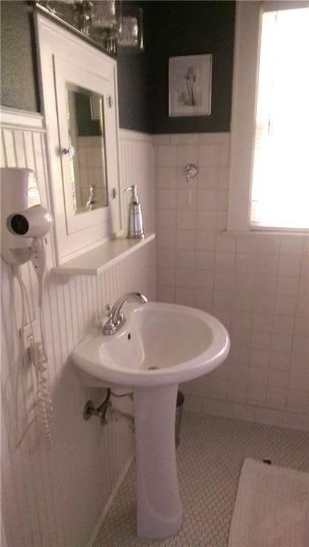 Building Photo - 808 Edgecliff Terrace