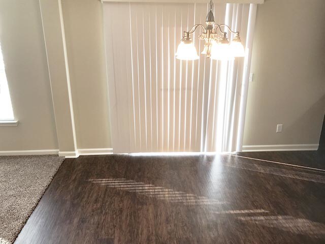 Building Photo - 2 Crystal Lake Dr