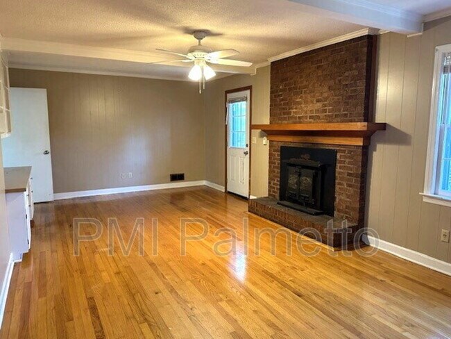 Building Photo - 626 Westover Rd