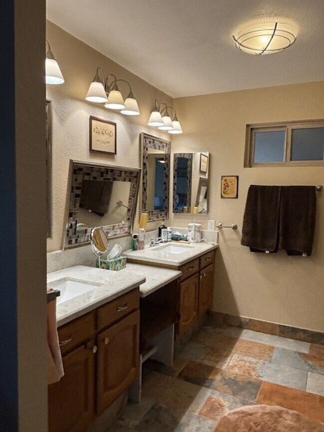 Building Photo - Welcome to this stunning 2-bedroom, 2-bathroom home, in Leisure World a 45+ Active Adult Resort C...