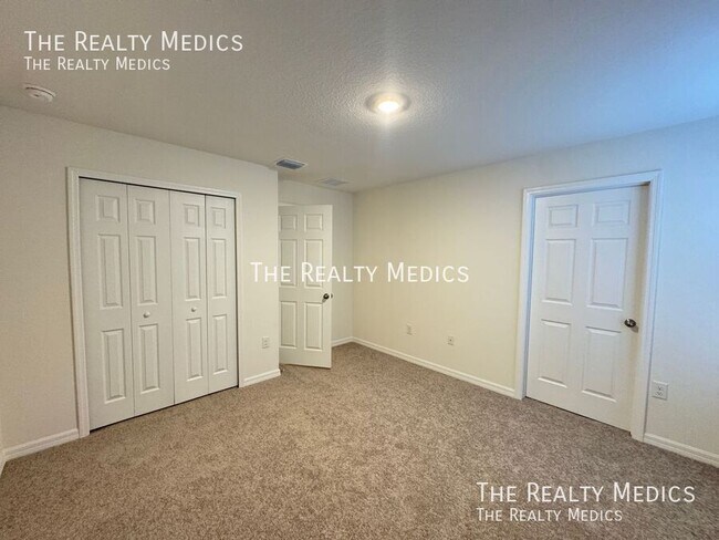 Building Photo - 313 Amberjack Ct