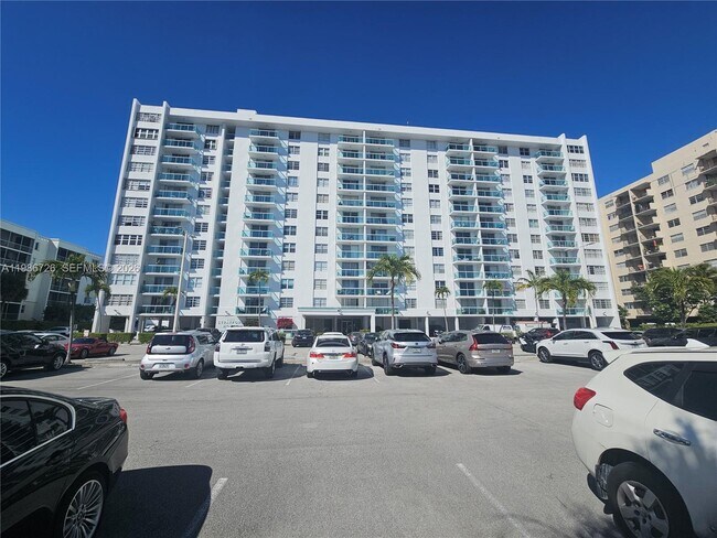 Building Photo - 2841 NE 163rd St