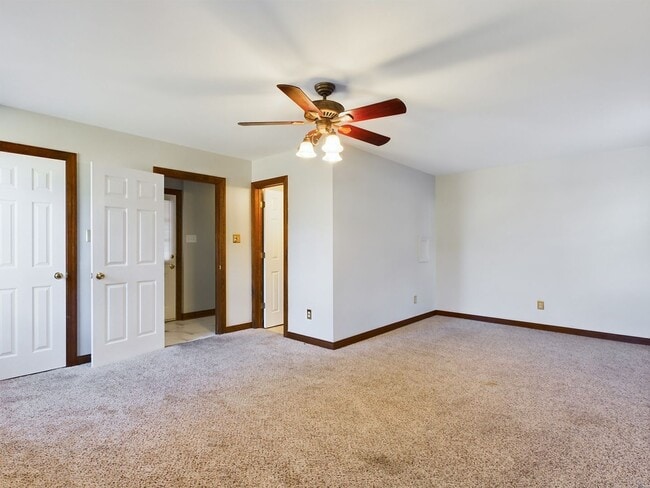 Building Photo - 7505 Landsworth Ave