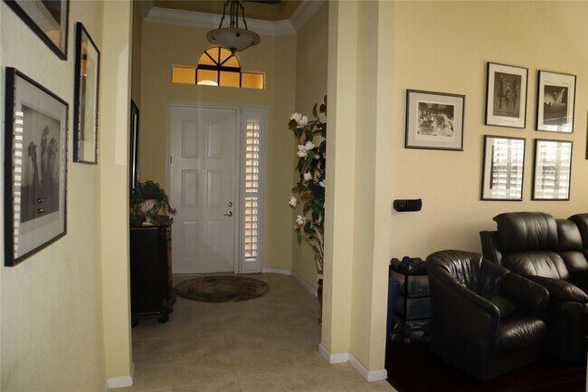 Building Photo - 6810 Fabiano Cir