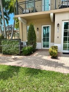 Building Photo - 970 SW 147th Ave