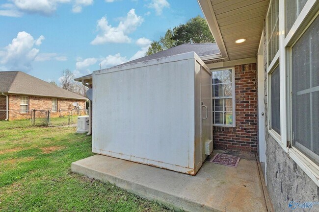 Building Photo - 106 Smith Vasser Rd