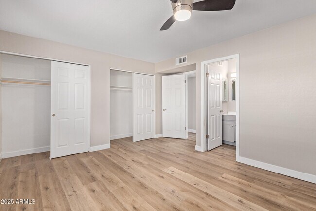 Building Photo - 1747 S Windsor