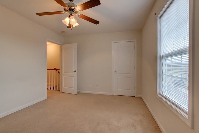 Building Photo - 513 Patriot Park Ct