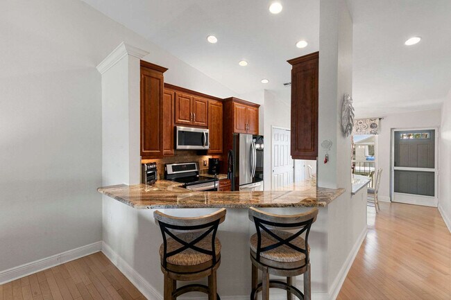 Building Photo - 893 Gulf Pavillion Dr