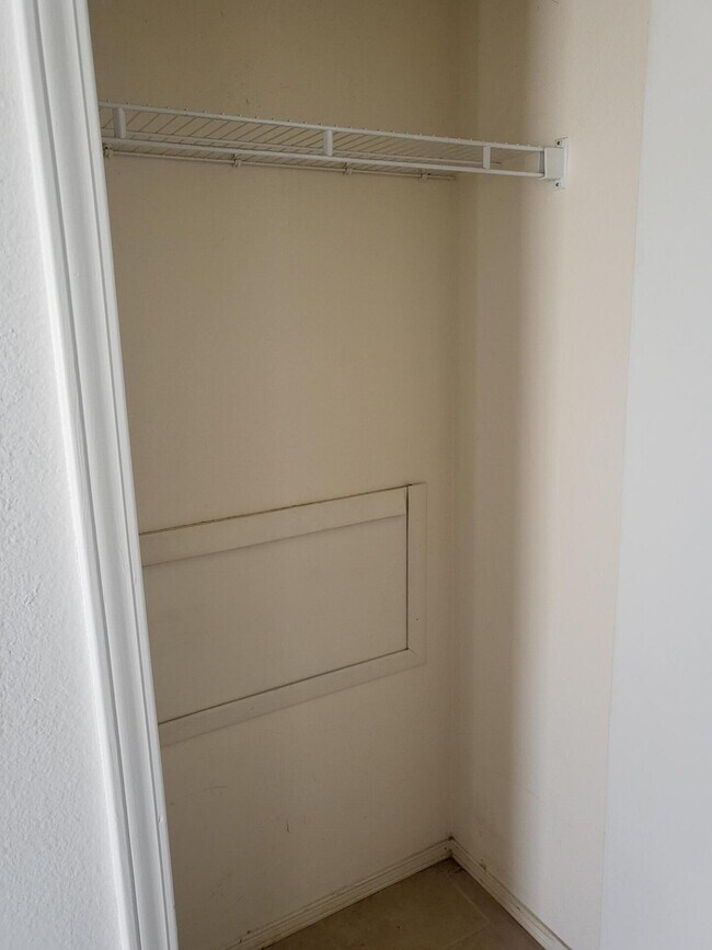 Building Photo - 3008 Laurel Meadows Dr