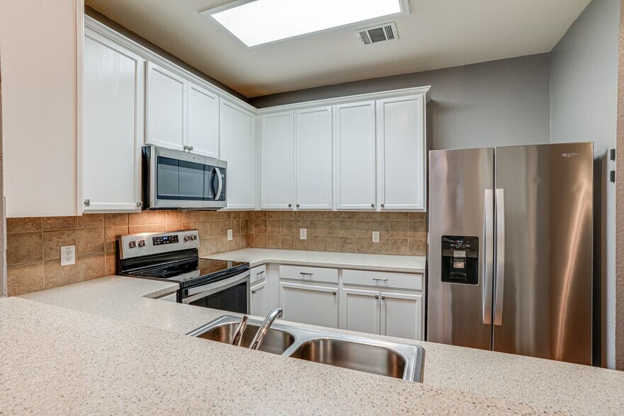 Building Photo - 2640 Grayson Way