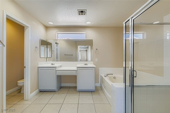 Building Photo - 5986 Ambleshire Ave