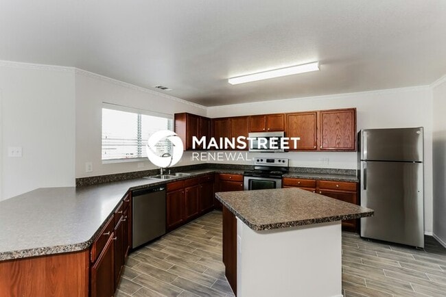 Building Photo - 3 Bedroom Pet-Friendly Home in VENUS, TX with Main Street Renewal