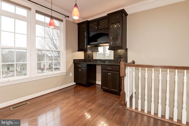 Building Photo - 24951 Avonlea Dr