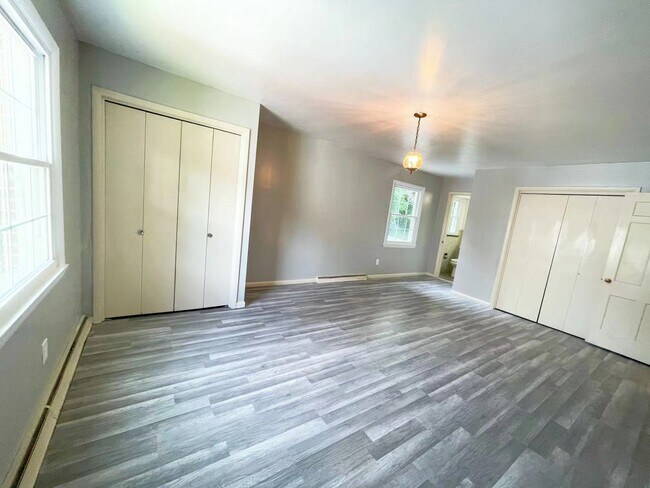 Building Photo - 309 Dorchester Rd