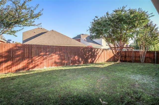 Building Photo - 725 Red Elm Ln