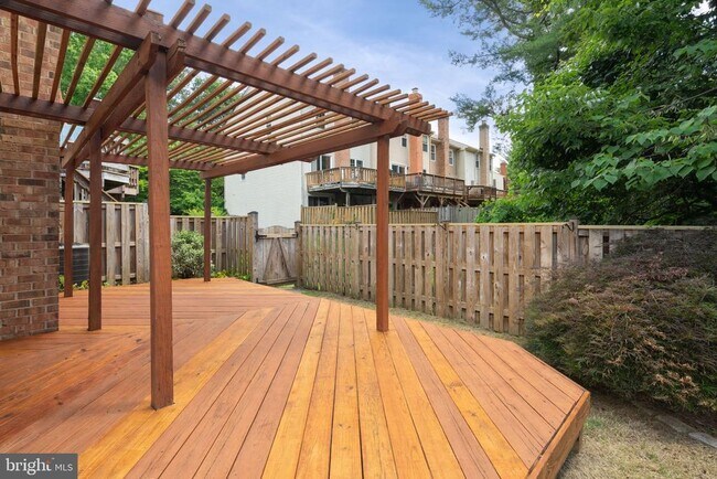 Building Photo - 7867 Wintercress Ln