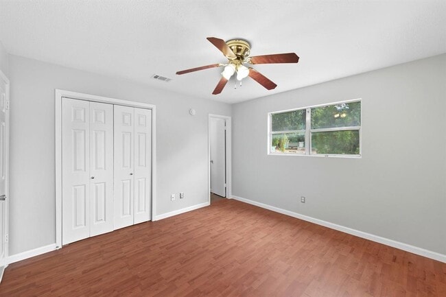 Building Photo - 1401 Olander St