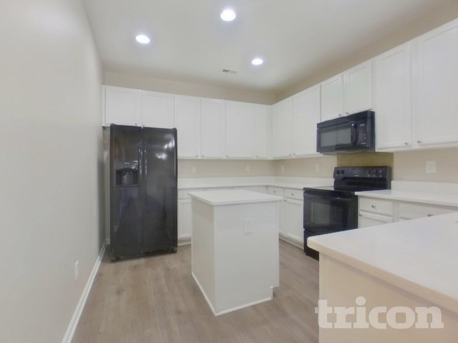 Building Photo - 1208 Ballina Way