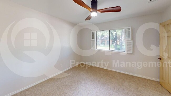 Building Photo - 3513 Diamondhead Dr