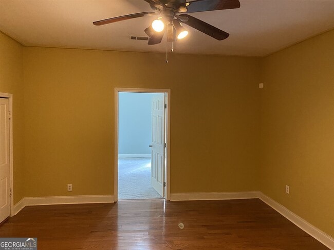 Building Photo - 23 E New St