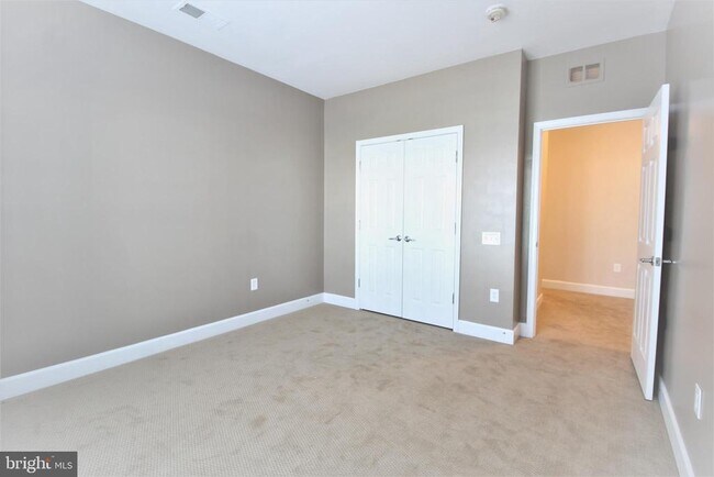 Building Photo - 2382 Brookmoor Ln