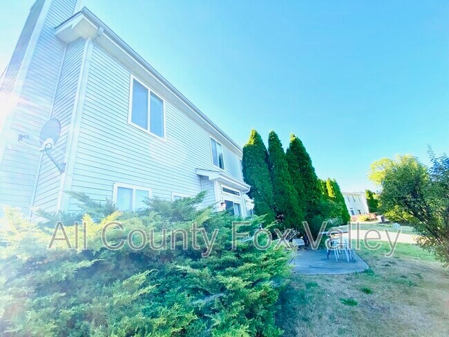 Building Photo - 2842 Cedar Glade Dr