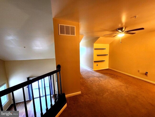 Building Photo - 2 Tyler Falls Ct