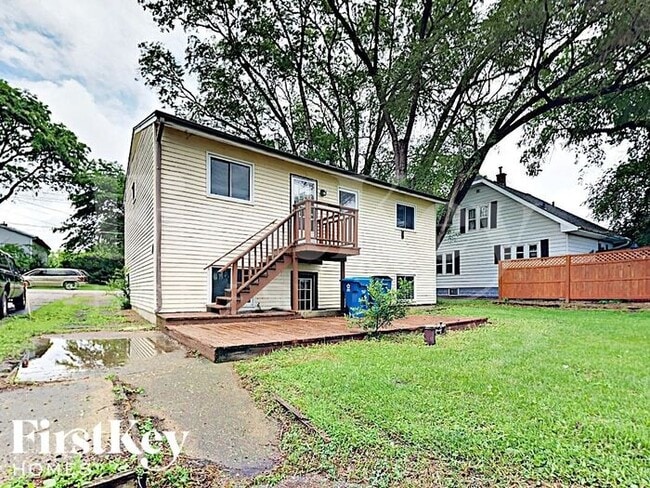 Building Photo - 1154 Rathbone Ave