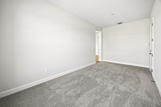 Building Photo - 14421 Spruce Pne Dr