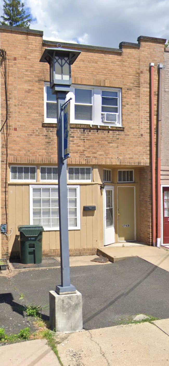 Building Photo - 2743 Limekiln Pike