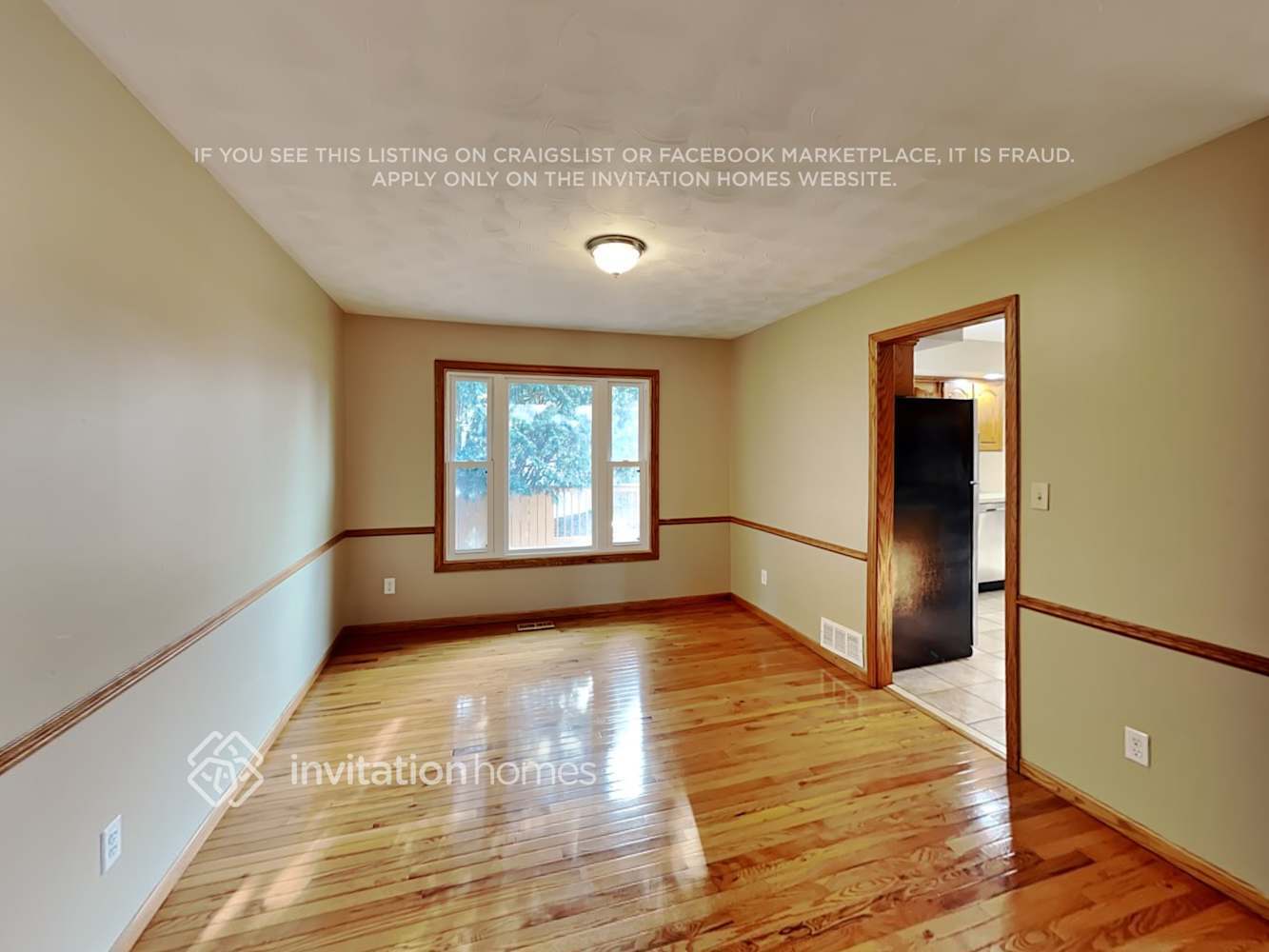 Building Photo - 1730 Atwater Path E