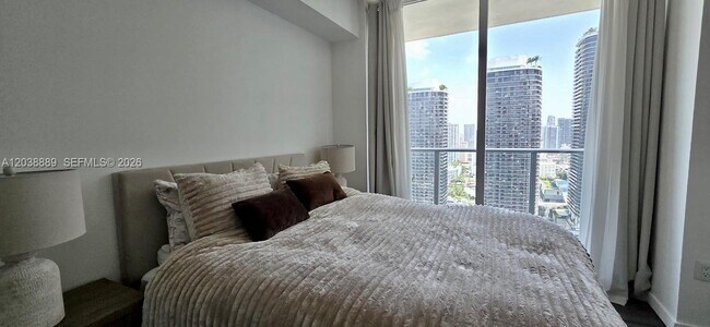 Building Photo - 1100 S Miami Ave
