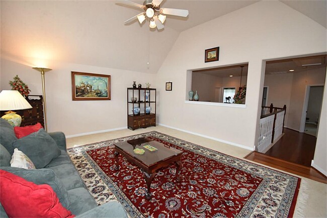 Building Photo - 12103 Ensenada Canyon Ln