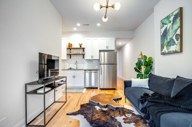 Building Photo - 5407 S Harper Ave