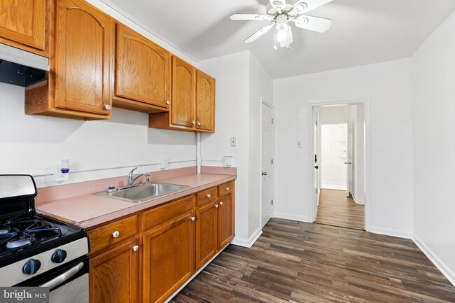 Building Photo - 6915 Harford Rd